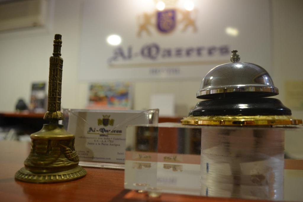 Hostal Al-Qazeres Caces Екстериор снимка