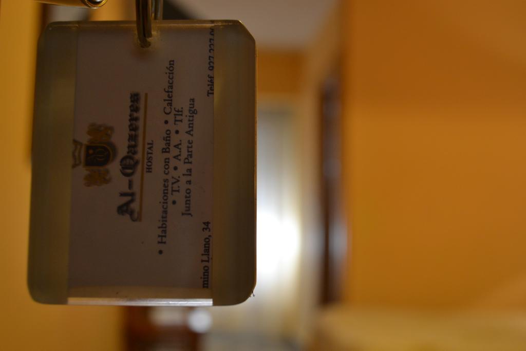 Hostal Al-Qazeres Caces Стая снимка